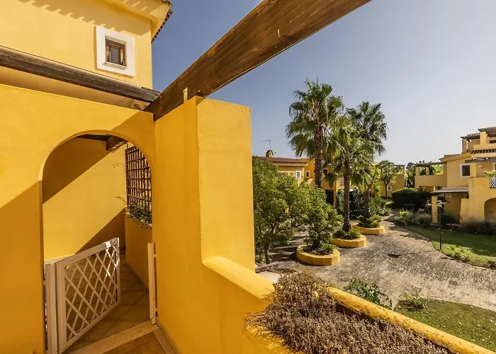 La Casetta Del Porticciolo * بيستيشي