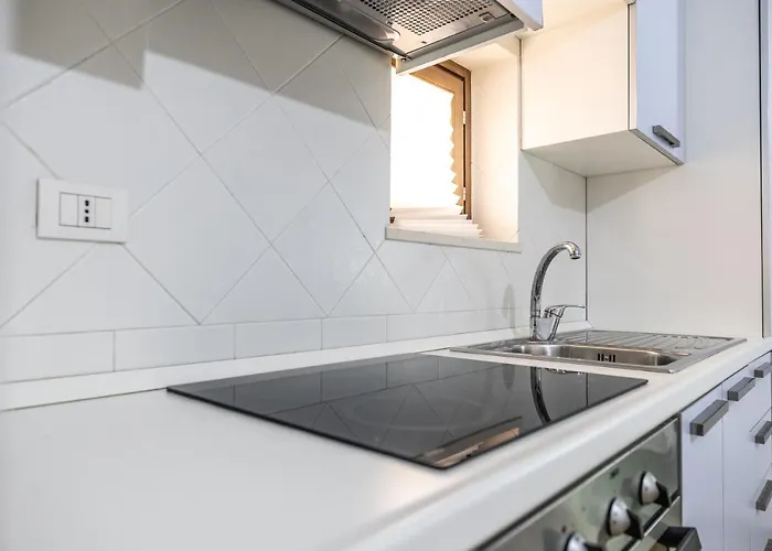 La Casetta Del Porticciolo * بيستيشي